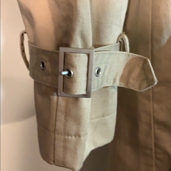 Tan raincoat measuring 42 inches long 24” pit to pit - Picture 3 of 4